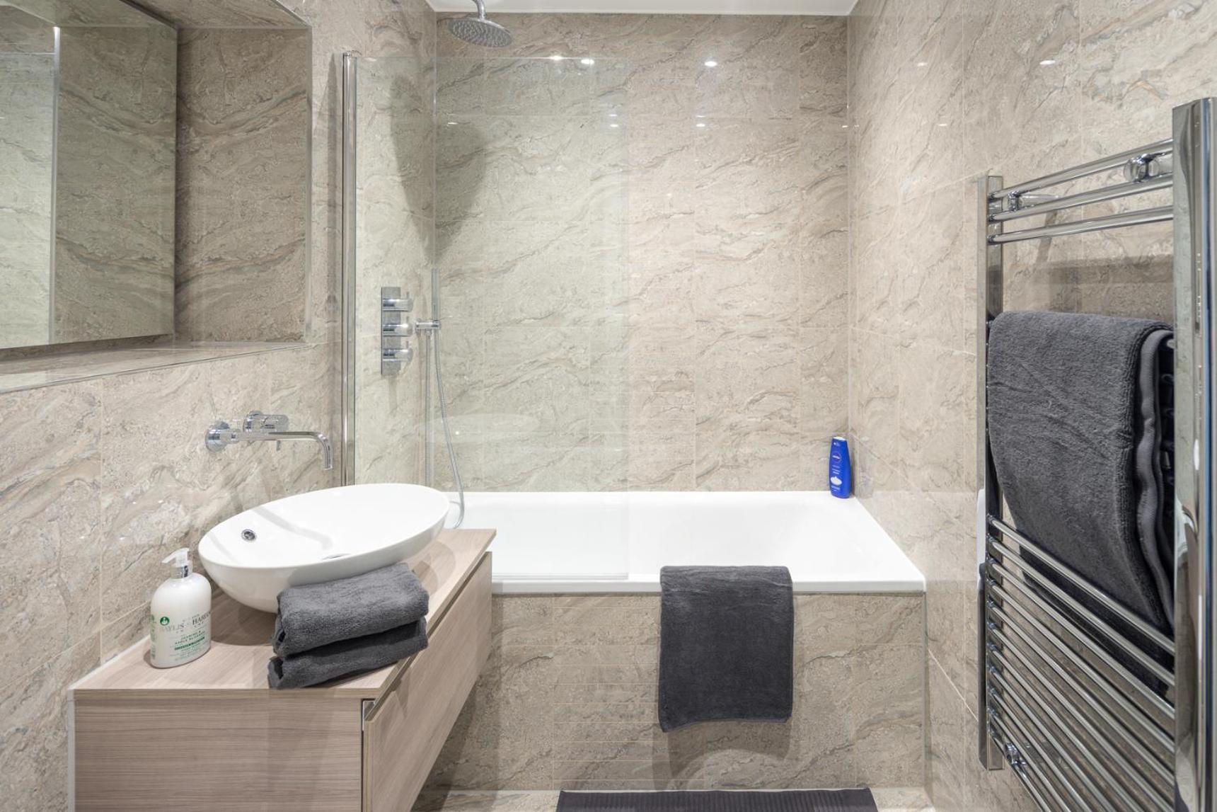 St Albans City Apartments - Near Luton Airport And Harry Potter World Екстер'єр фото