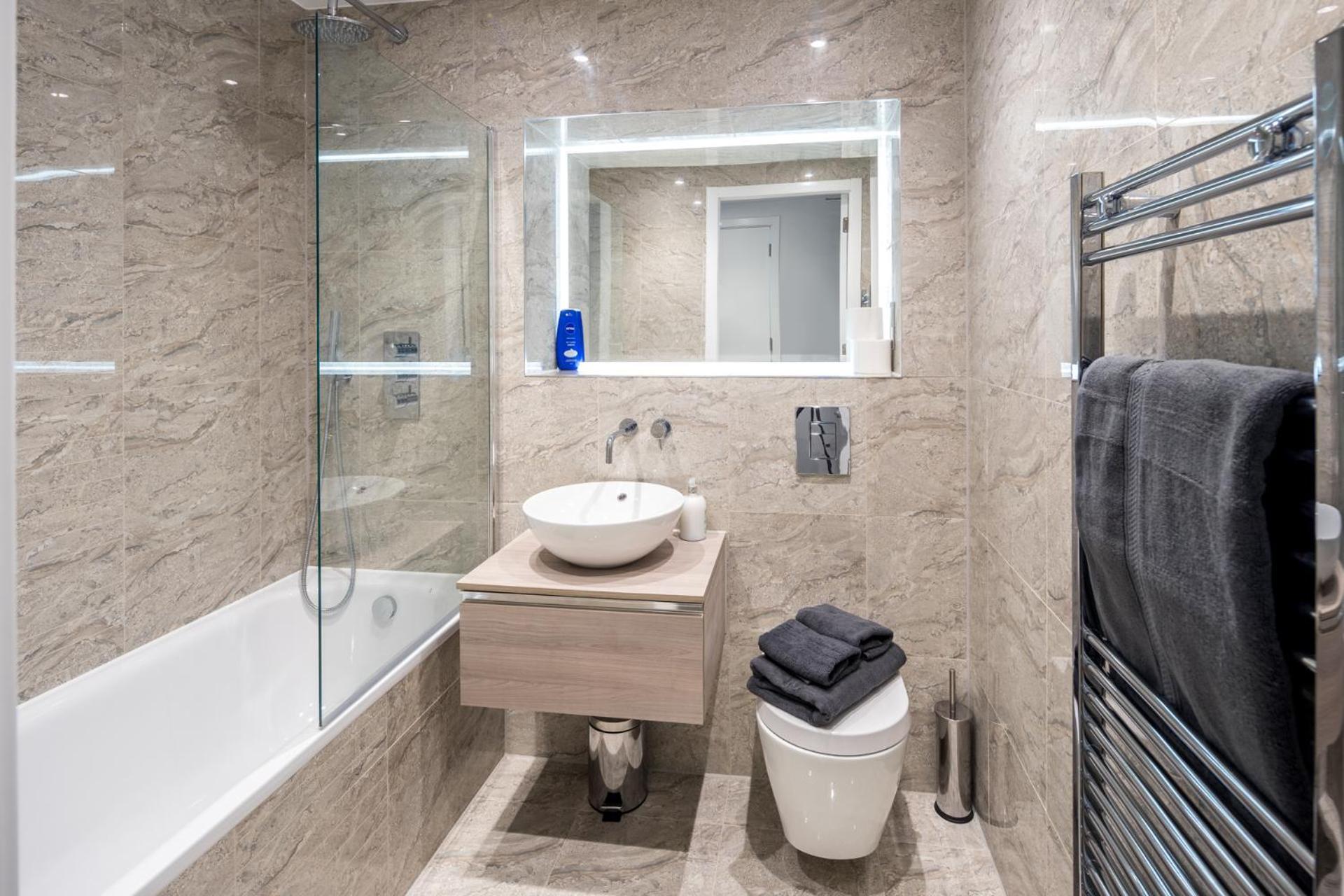 St Albans City Apartments - Near Luton Airport And Harry Potter World Екстер'єр фото